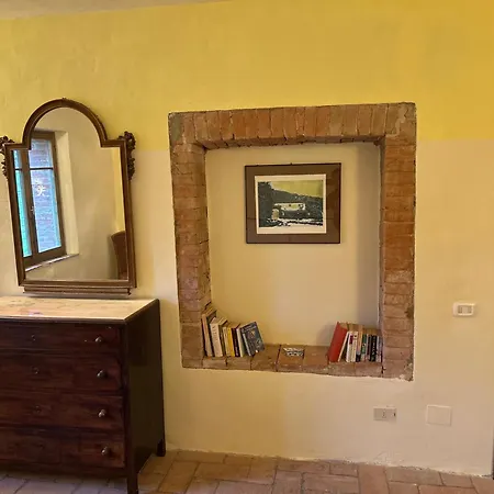 Podere Campalfi, Large Apartament *